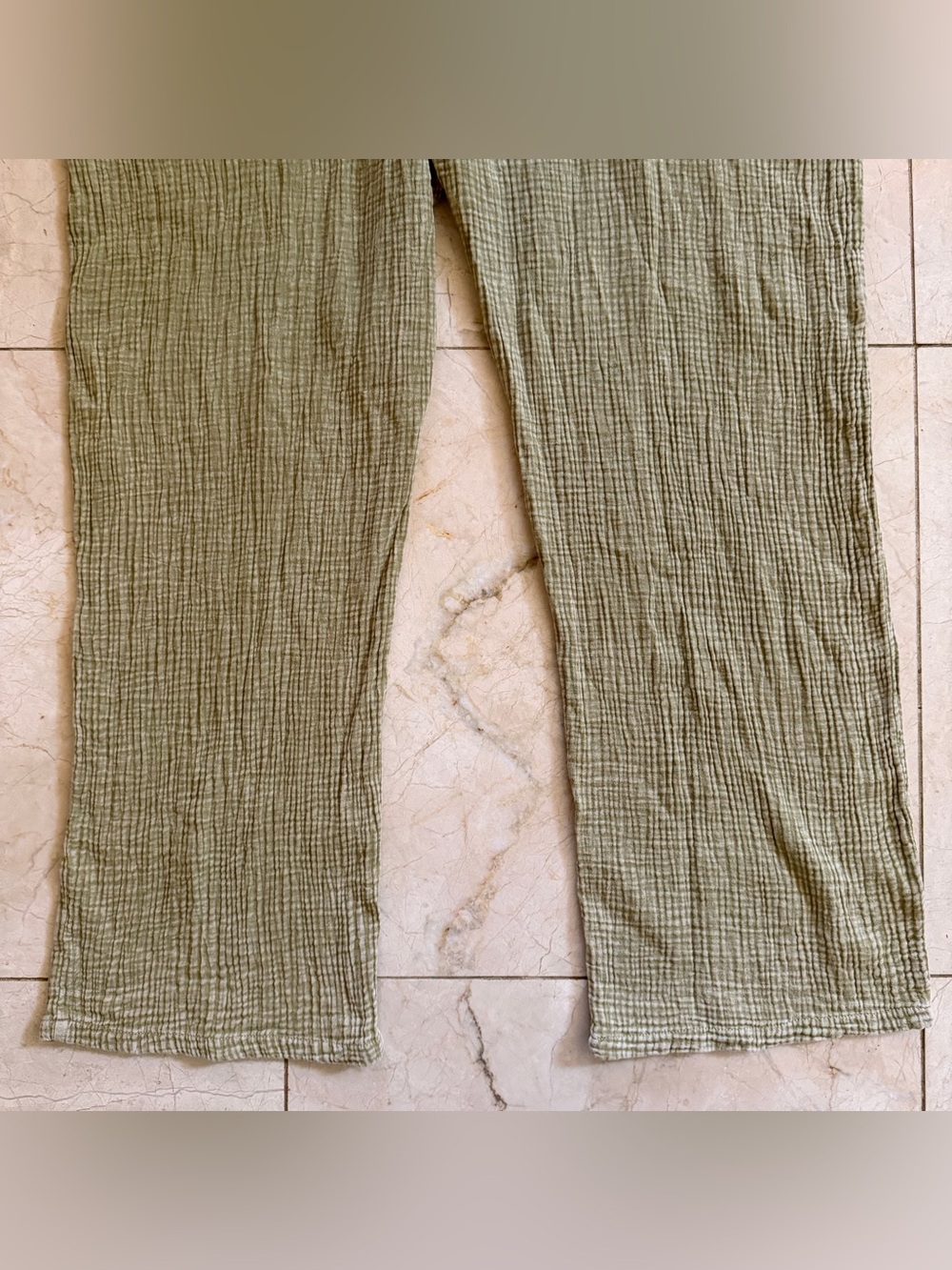 EARTHBOUND Trading Co Women’s Size L Sage Green Jumpsuit Gauzy Oversized Hippie - Picture 7 of 16